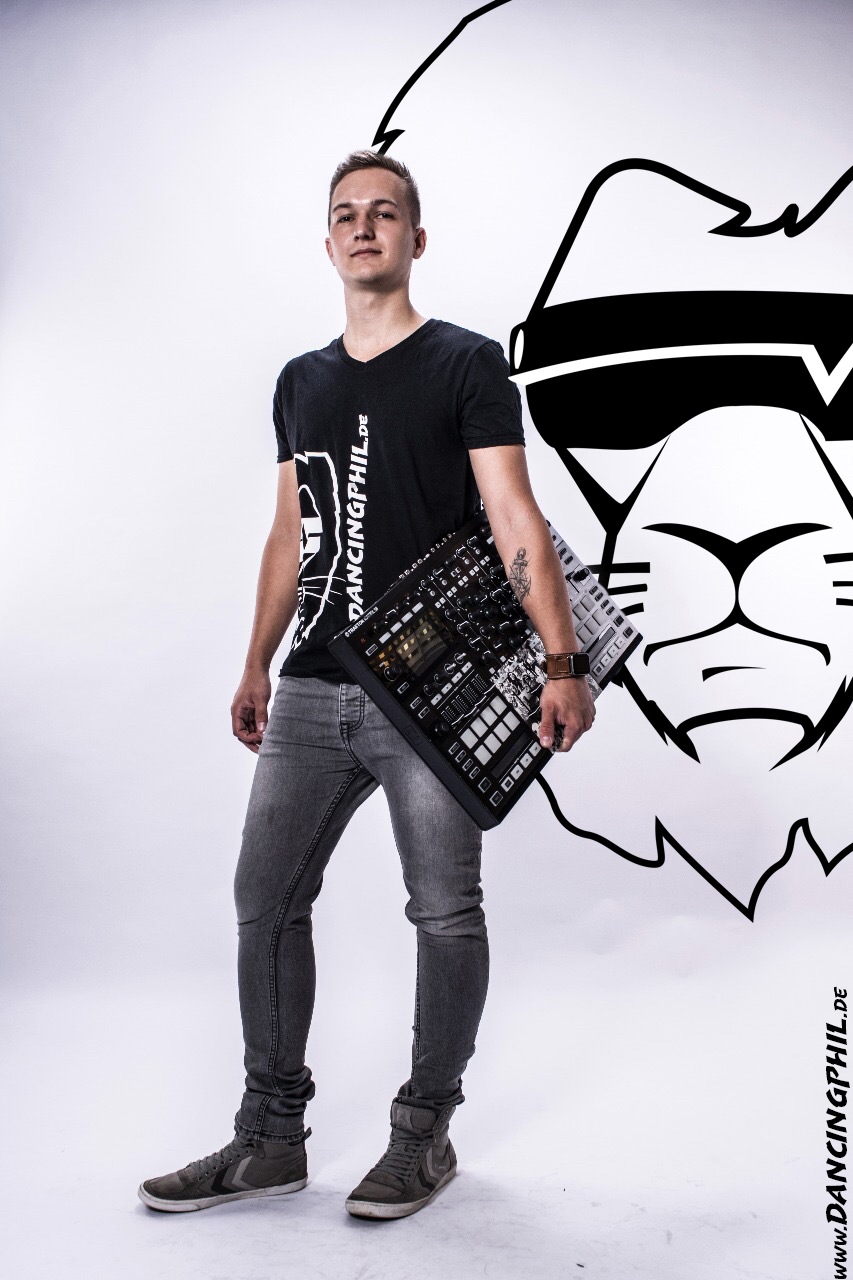 Philipp Brauner - Dancing Phil